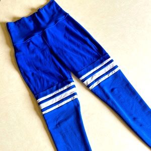 BOMBSHELL blue leggings small